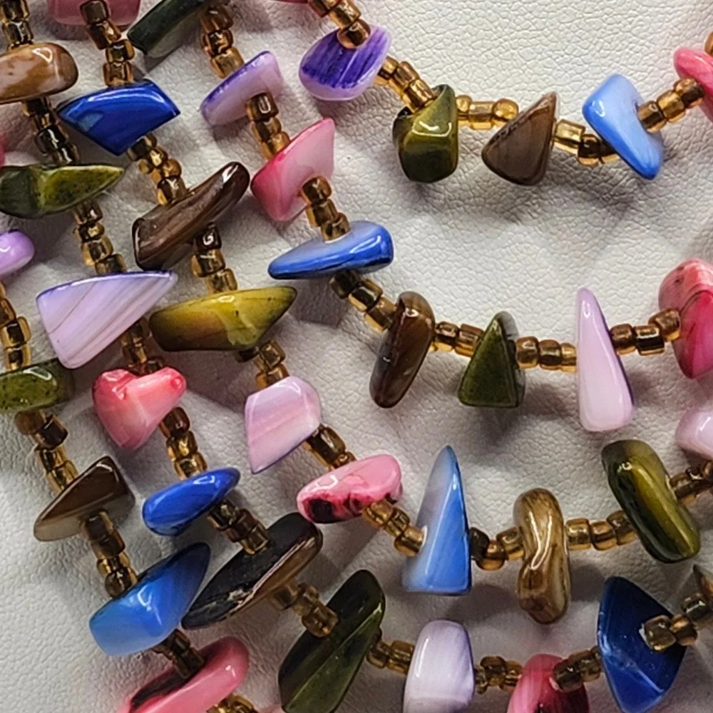 Vintage‎ Multi Strand Mother of Pearl Shell Chip Bead Necklace Colorful Boho
